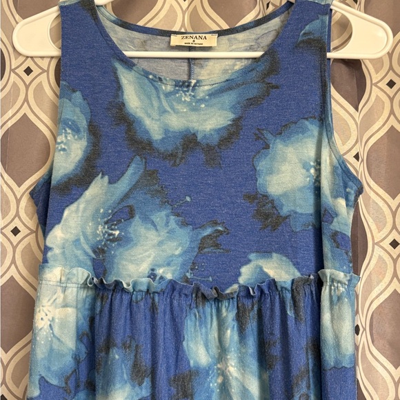 Zenana Outfitters Dresses & Skirts - Blue Floral Sleeveless Maxi dress